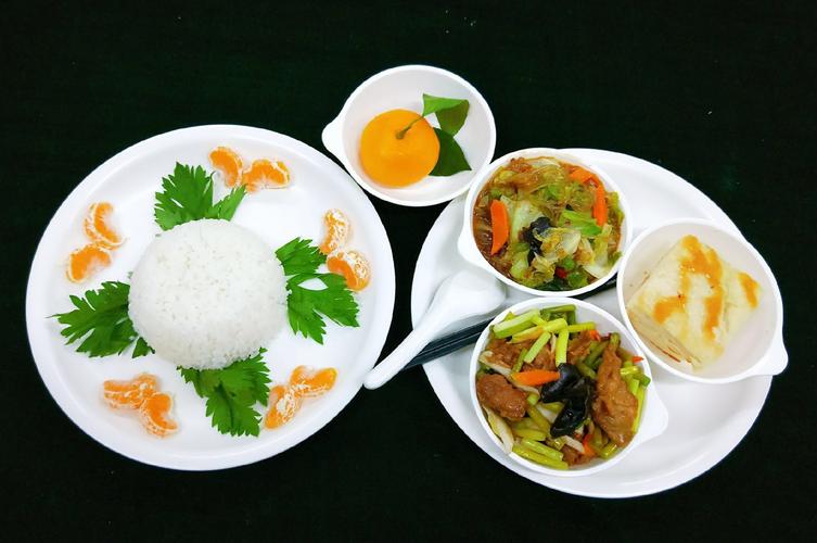 充实午餐，助力健康——五种易于制作的营养午餐推荐！