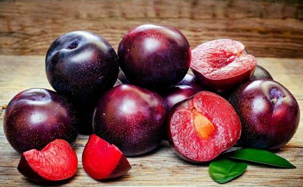 女人吃黑布林的好处 黑布林的营养价值