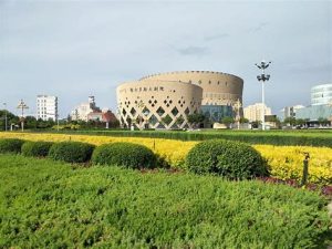 康巴什一日游去哪里（康巴什一日游去哪里冬天）