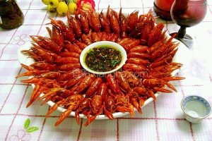 清蒸小龙虾蘸料（清蒸小龙虾蘸料怎么调好吃）