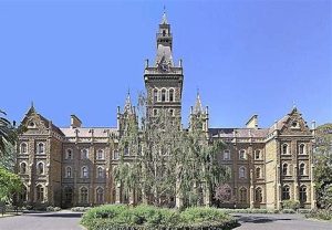 墨尔本大学留学费用