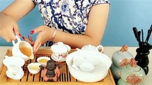 沏茶擦好
