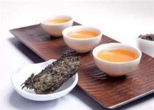 八类人群不宜喝黑茶